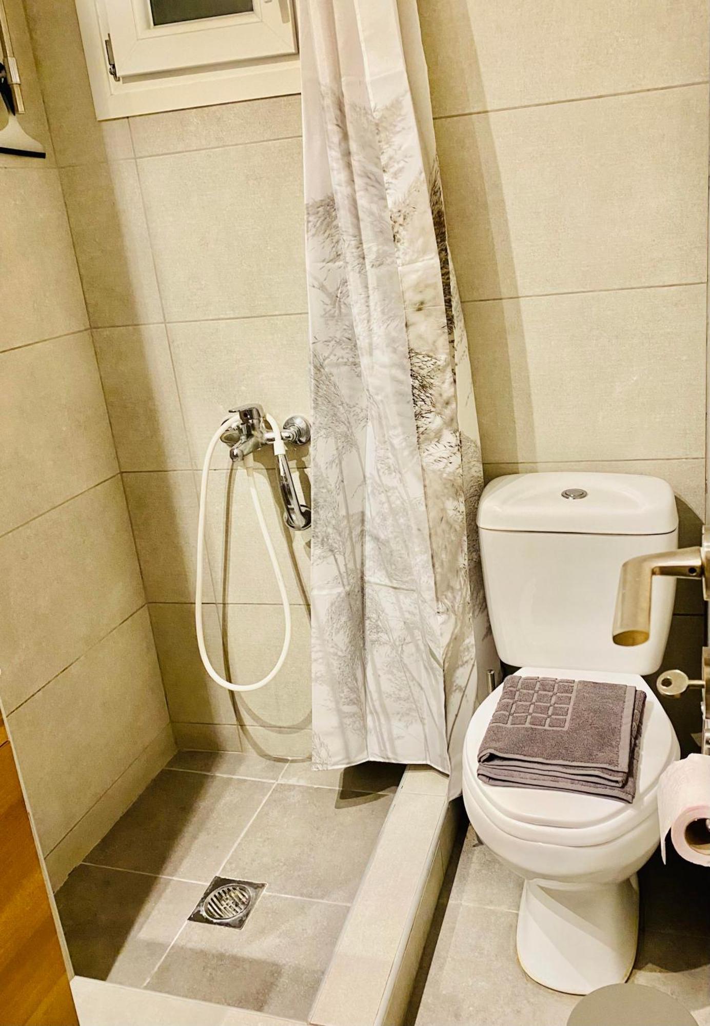 Niso Thessaloniki Hospitality Apartments Bagian luar foto
