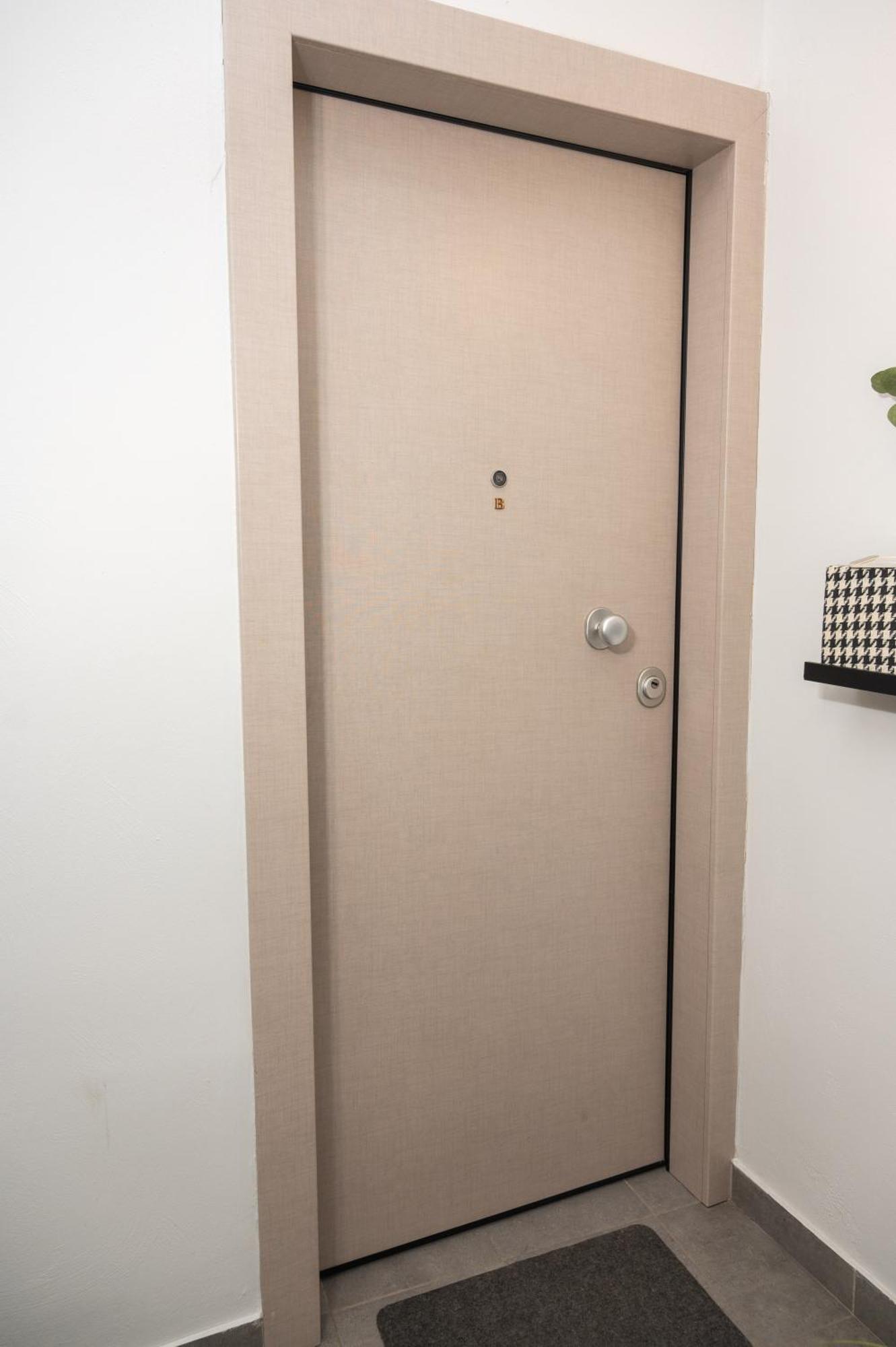 Niso Thessaloniki Hospitality Apartments Bagian luar foto