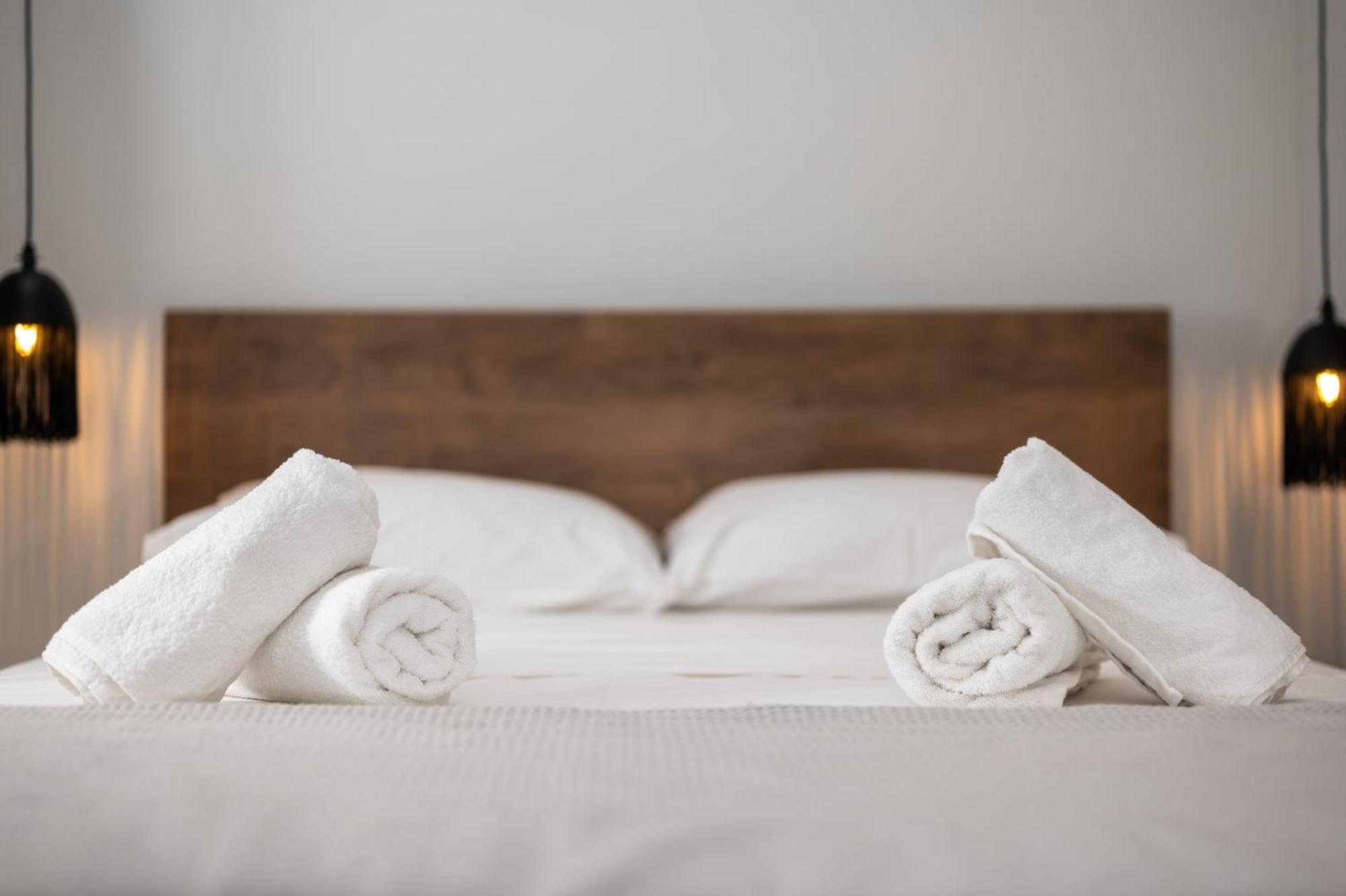 Niso Thessaloniki Hospitality Apartments Bagian luar foto