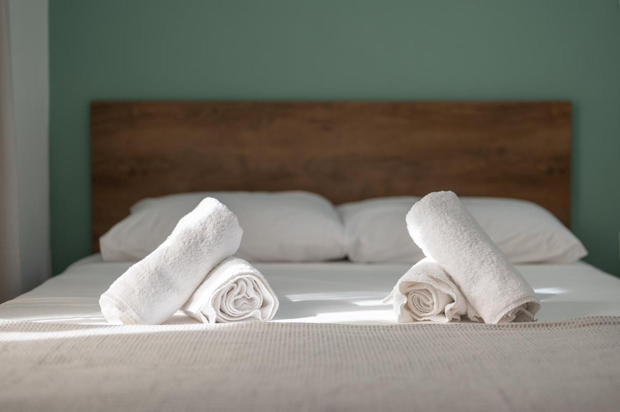 Niso Thessaloniki Hospitality Apartments Bagian luar foto