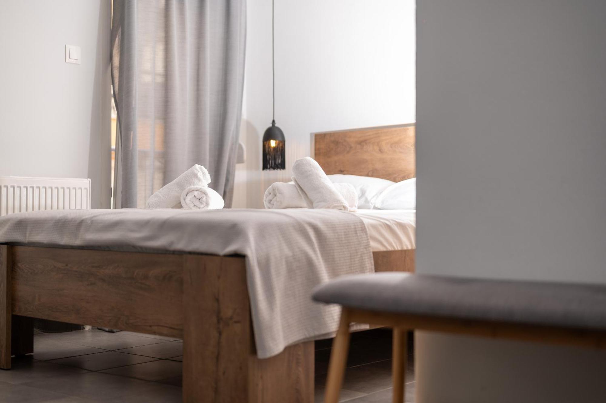 Niso Thessaloniki Hospitality Apartments Bagian luar foto